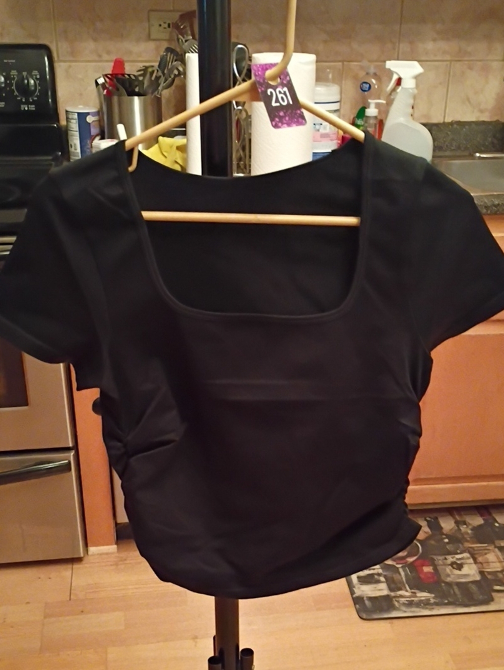 Black Square Neck Short Sleeve Crop Top